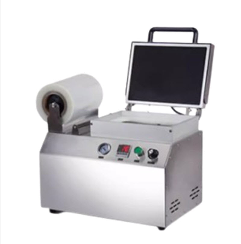 เครื่องปิดผนึกอาหารสำหรับซื้อกลับบ้านเชิงพาณิชย์ ฟิล์มม้วนอัตโนมัติเต็มรูปแบบ กล่องอาหารกลางวันแบบใช้แล้วทิ้ง กล่องอาหารจานด่วน กล่องอาหารกลับบ้าน กล่องเก็บรักษาความสด มันฝรั่งทอดไข่แดงรสเผ็ด Zhou Hei Ya เครื่องปิดผนึกชามแบบใช้ลม เครื่องบรรจุอัตโนมัติ เคร