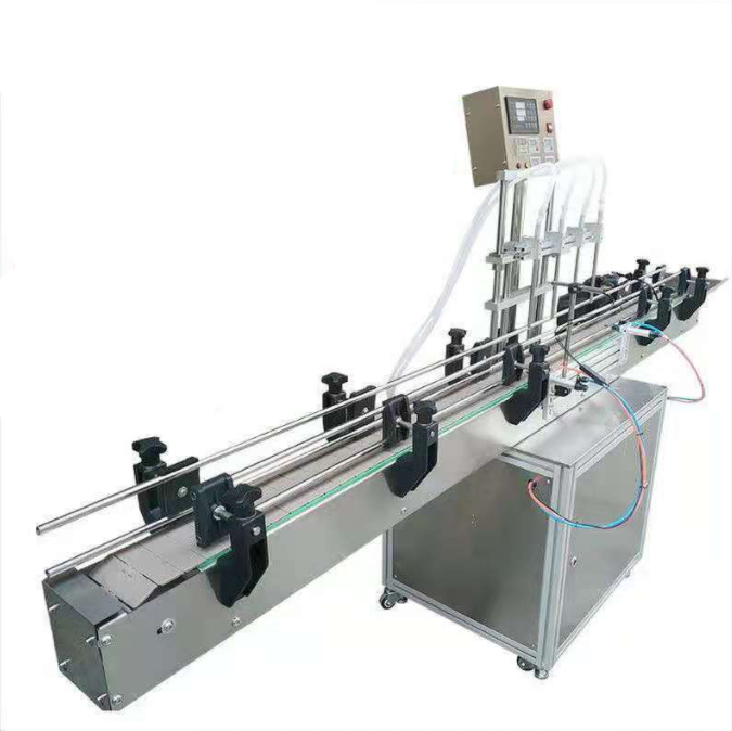 เครื่องบรรจุของเหลว 4 หัวบรรจุ ช่วงบรรจุ 7 ลิตร พร้อมระบบหมุนปิดฝาขวด