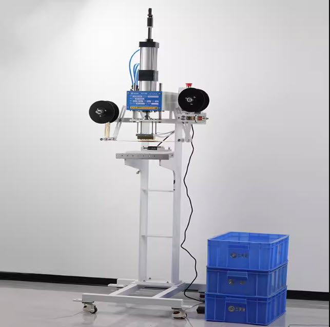 เครื่องปั๊มร้อน ลงบนลังพลาสติก hot stamping machine onto a plastic crate