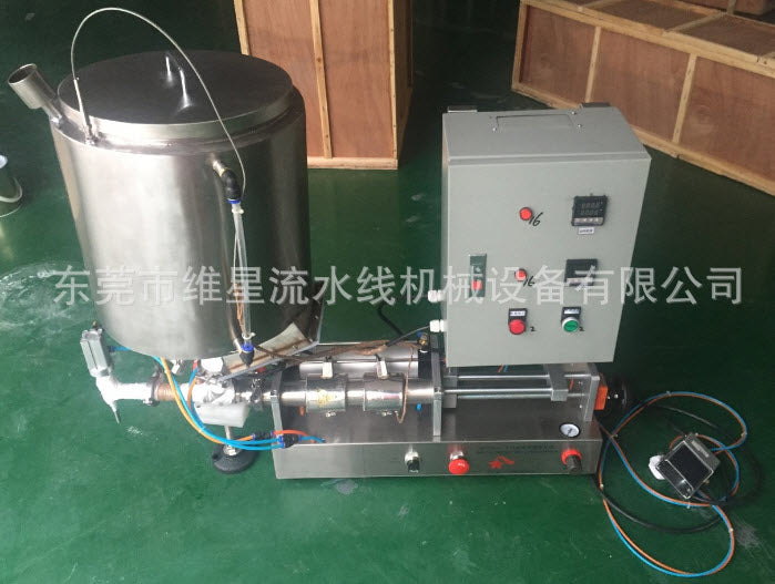 เครื่องบรรจุของเหลวรักษาอุณหภูมิ และ ใบกวน 100-1000（ml） 0-30 (cans/minute) heating and stirring constant temperature paste filling machine
