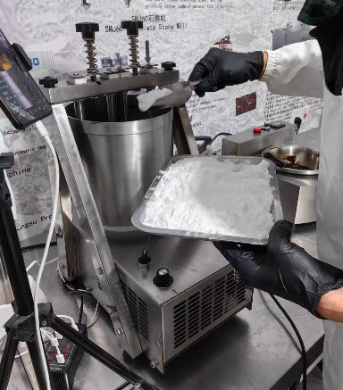 เครื่องบดช็อกโกแลต SMJ07 Chocolate Stone Mill 10L 25L 60L 100L