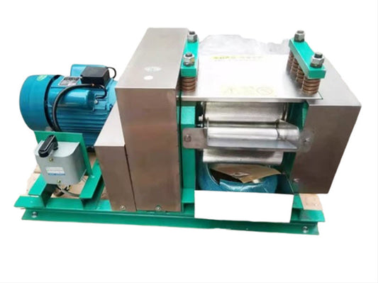 เครื่องคั้นน้ำอ้อยไฟฟ้าเชิงพาณิชย์ขนาดเล็กและขนาดกลาง เครื่องแยกน้ำอ้อยแนวนอน 0.5 ตัน เหมาะสำหรับโรงงานน้ำตาลทรายแดง เครื่องบดอ้อย โรงงานน้ำตาล