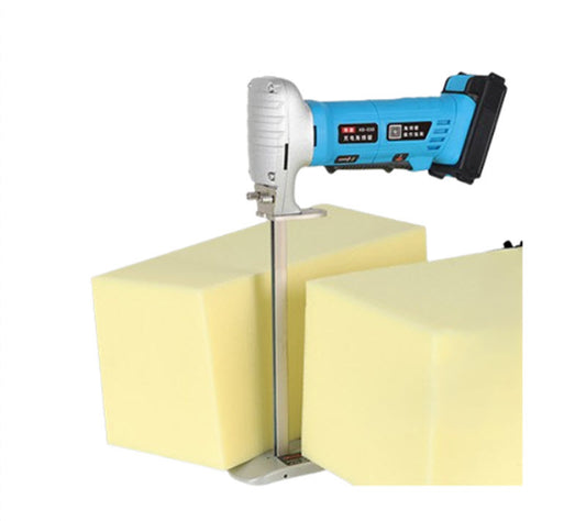 เครื่องตัดฟองน้ำไฟฟ้า Kendi รุ่นพิเศษ สำหรับโรงงานโซฟา ความหนาแน่นสูง ขนาดพกพา ใช้งานง่าย