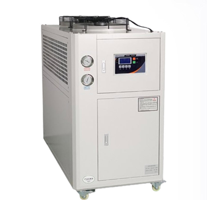 เครื่องทำน้ำเย็นอุตสาหกรรม ขนาด 5P ระบบหมุนเวียนน้ำเย็น รุ่นระบายความร้อนด้วยลม