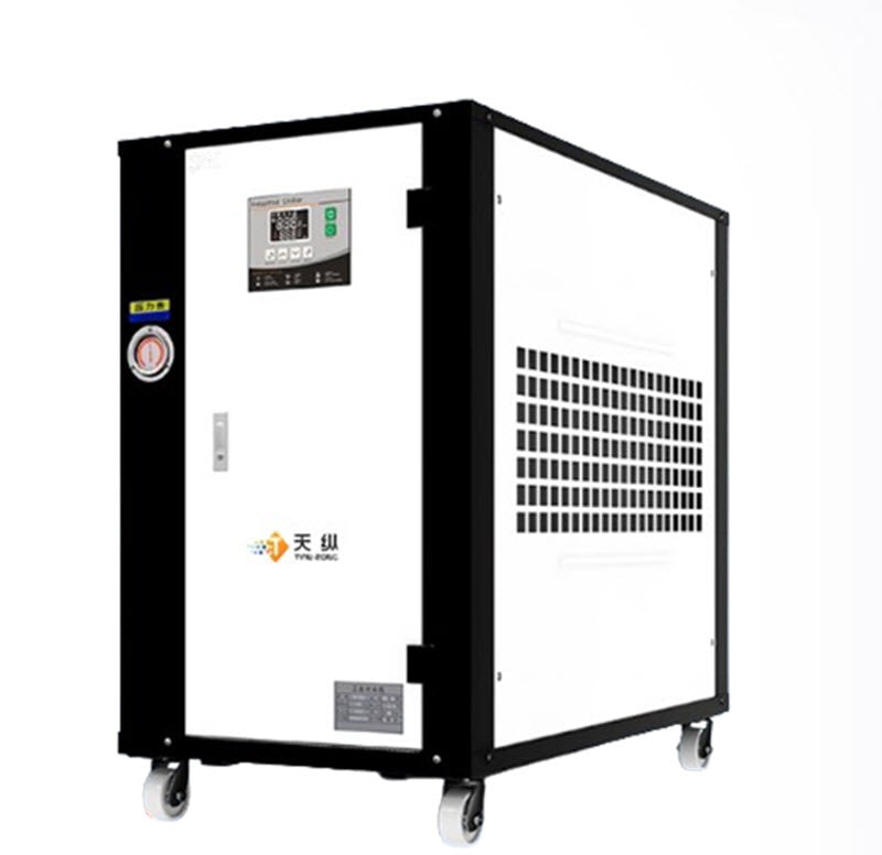 เครื่องเย็นน้ำอุตสาหกรรม รุ่น 3P 5HP ระบบระบายความร้อนด้วยลม สำหรับฉีดพลาสติก