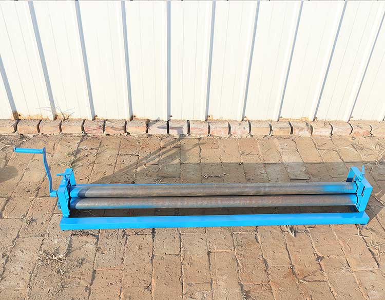 เครื่องม้วนเหล็กแผ่นแบบตั้งโต๊ะ Manual Desktop Plate Steel Rolling Machine ขนาด 1.3 เมตร แบบมือหมุน ความหนา ไม่เกิน 1มม.