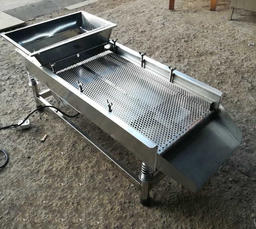 เครื่องแยกแบบตะแกรง ระบบสั่น Vibrating Screening Machine สเตนเลส 201