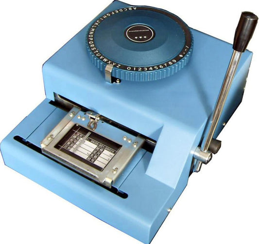 เครื่องตอกอักษรบนแผ่นโลหะแบบมือโยก สำหรับงานป้ายชื่อหรือแผ่นป้ายเครื่องจักร (Manual Metal Tag Embossing Machine for Nameplates & Industrial Labels)